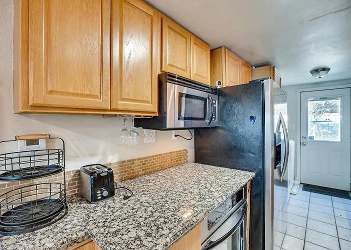 Grand Junction Home With Hot Tub 2 Mi To Downtown!